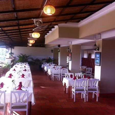 White Beach Hotel Sihanoukville Exterior foto