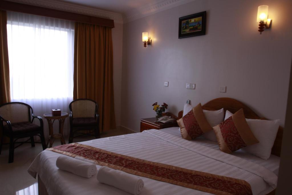 White Beach Hotel Sihanoukville Exterior foto