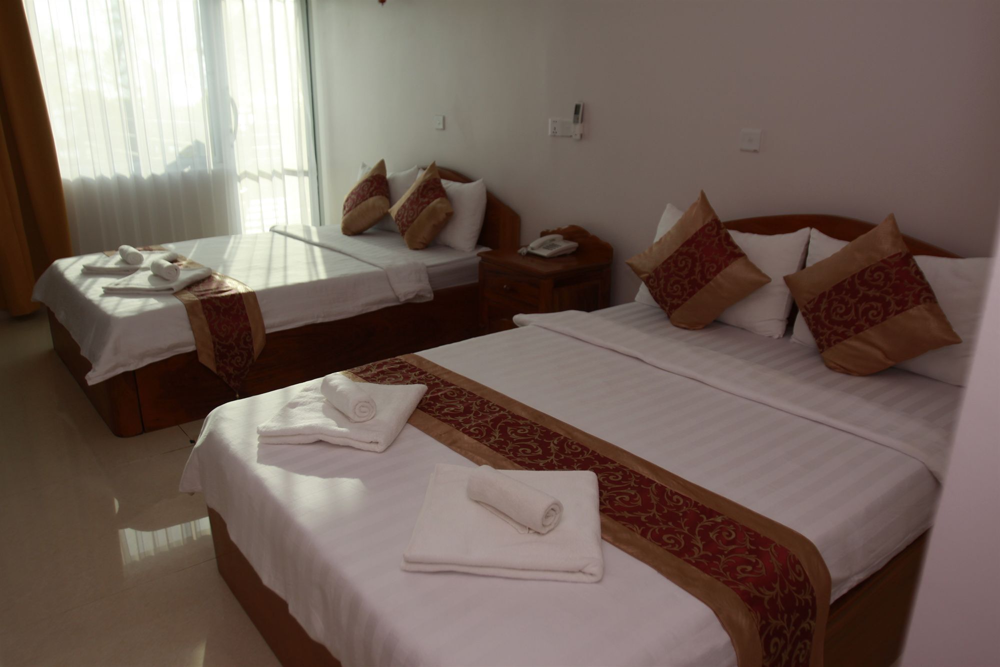 White Beach Hotel Sihanoukville Exterior foto